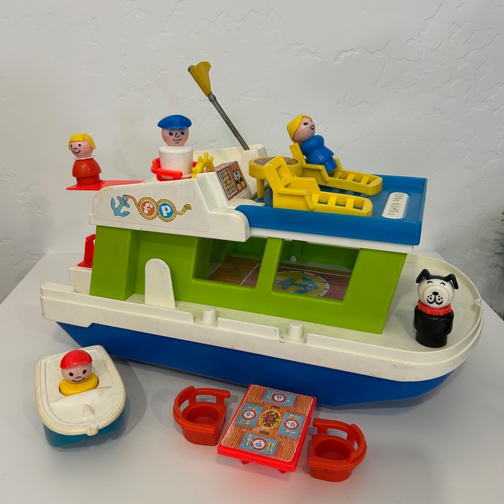 Vintage Fisher-Price Little People Houseboat #985